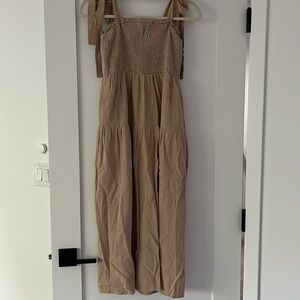 Adorable mid length dress, size S